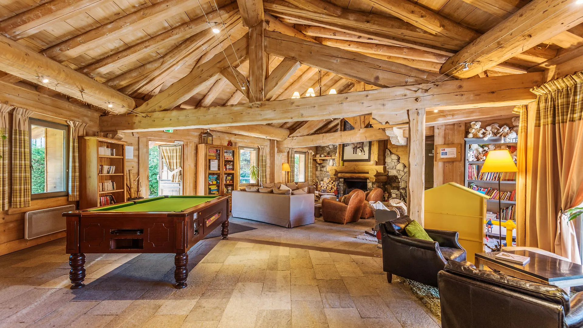 Residence Pierre & Vacances Premium Les Fermes Du Soleil Les Carroz d'Araches