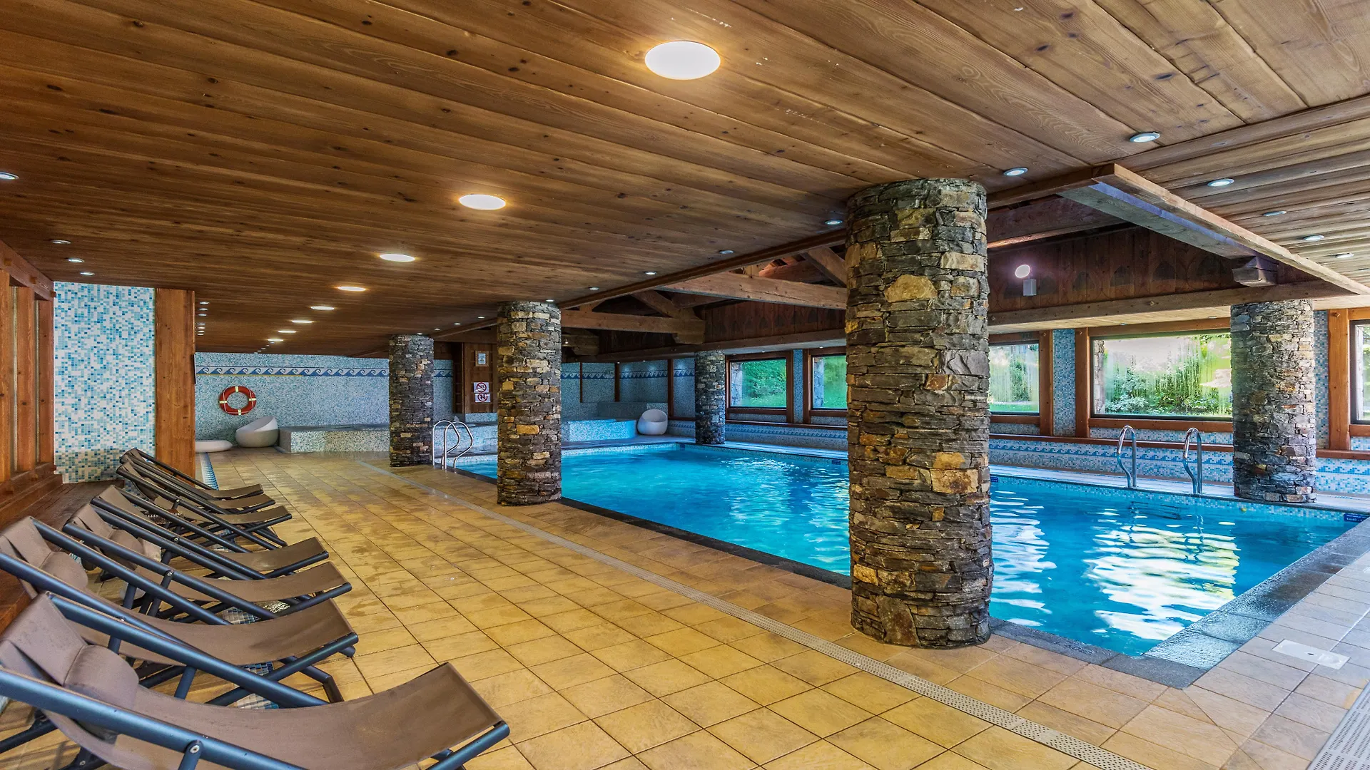 **** Apartmanhotel Residence Pierre & Vacances Premium Les Fermes Du Soleil Les Carroz d'Araches Franciaország