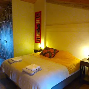 D'hotes La Fougeraie Bed & Breakfast