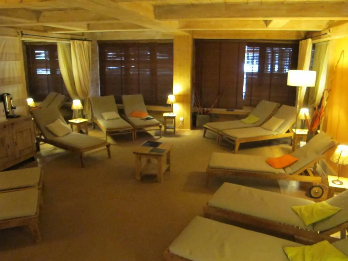 Residence Pierre & Vacances Premium Les Fermes Du Soleil Les Carroz d'Araches